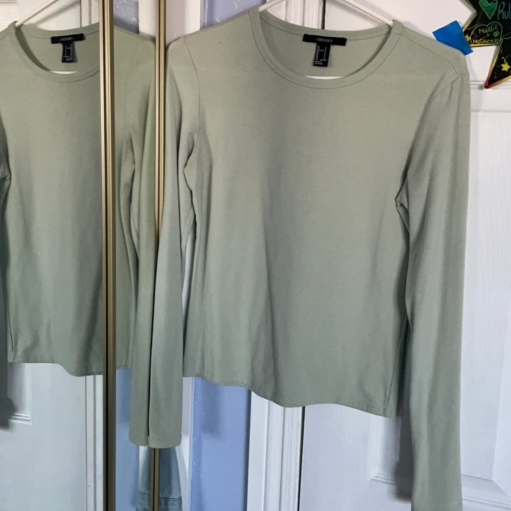 Long sleeve tee, very comfortable